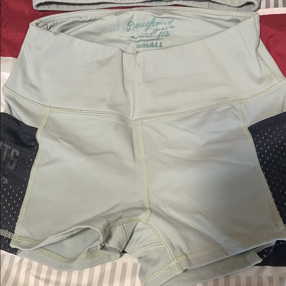 Workoutset - Picture 2 of 3